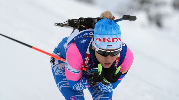 Норвегия выиграла женскую эстафету в Антхольце, у России — серебро